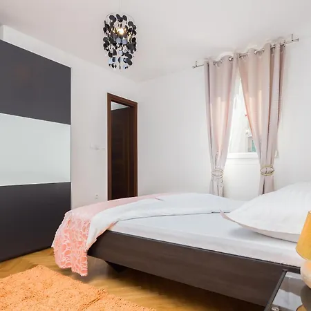 Lägenhet Apartment Split Split